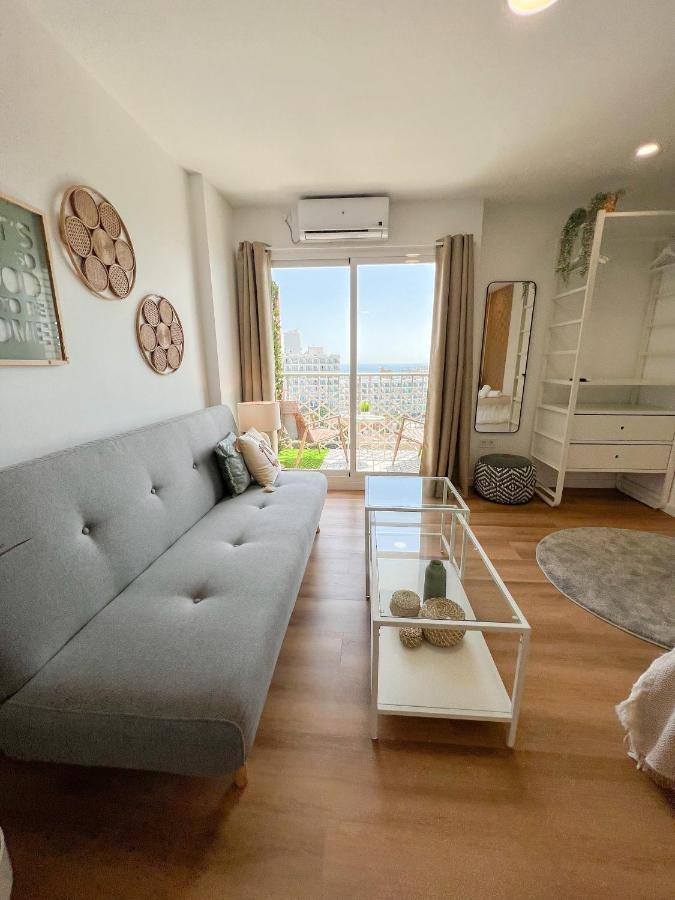 Cozy Studio With Sea Views Benalmádena Buitenkant foto