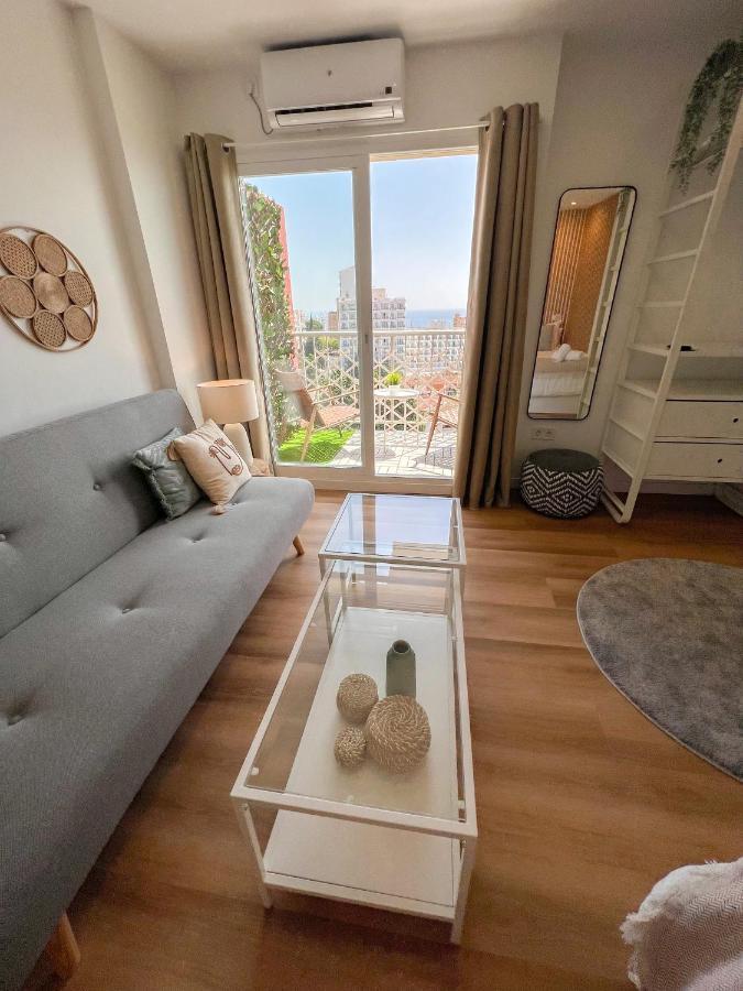 Cozy Studio With Sea Views Benalmádena Buitenkant foto