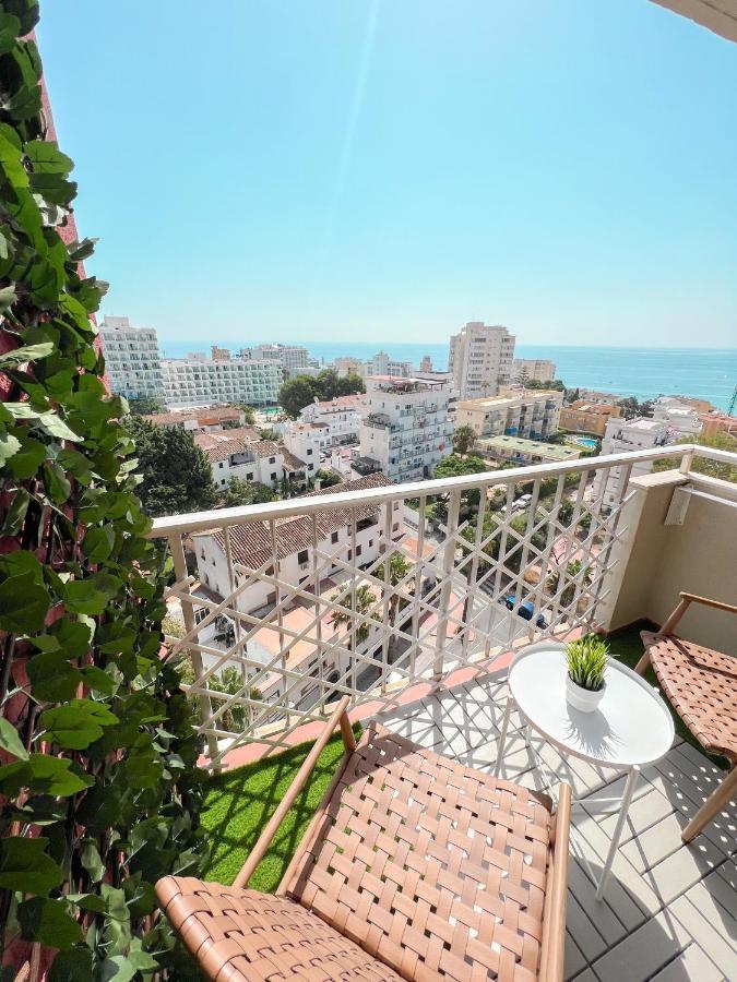 Cozy Studio With Sea Views Benalmádena Buitenkant foto