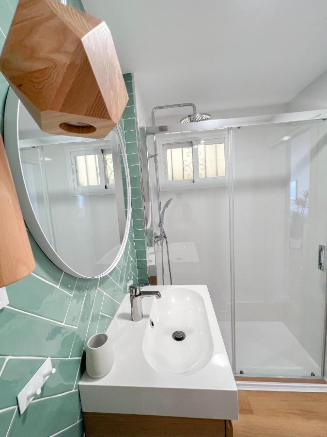 Cozy Studio With Sea Views Benalmádena Buitenkant foto